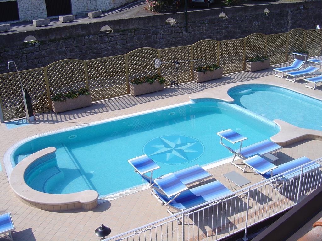 Hotel Residence Panoramica Brenzone sul Garda Buitenkant foto
