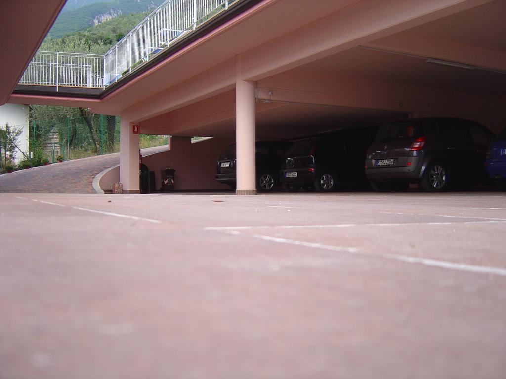 Hotel Residence Panoramica Brenzone sul Garda Buitenkant foto