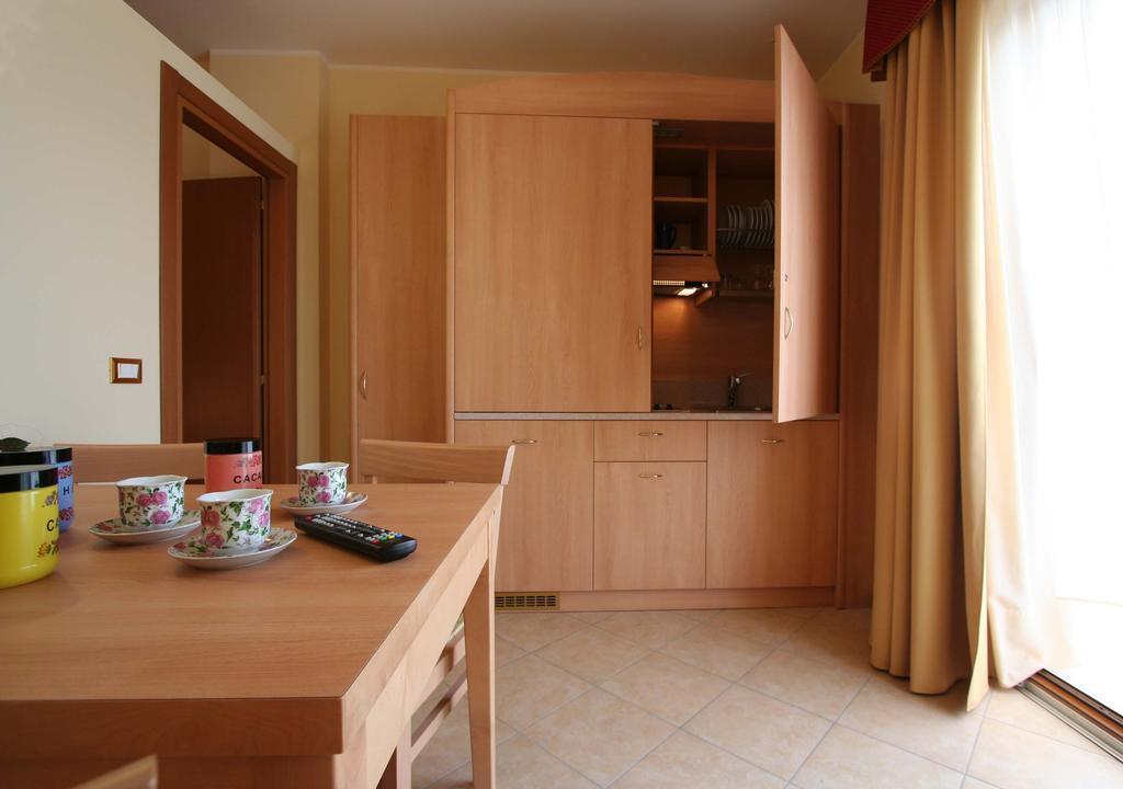 Hotel Residence Panoramica Brenzone sul Garda Kamer foto